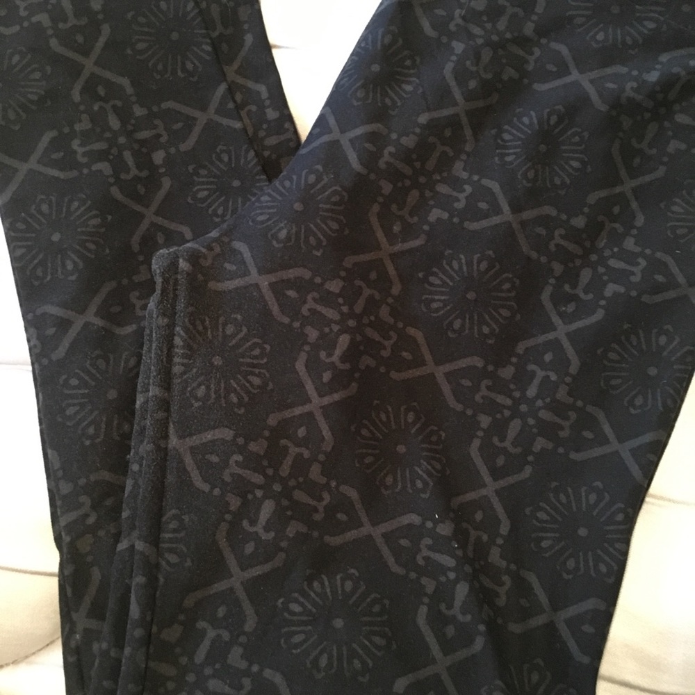 LuLaRoe Used TC Leggings